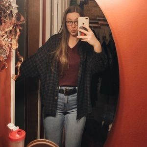 Meet your Posher, Hannity